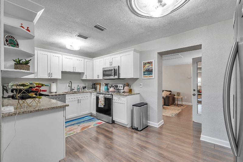 Furnished Finder property 480502_1 photo 20