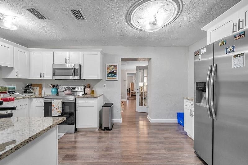 Furnished Finder property 480502_1 photo 21