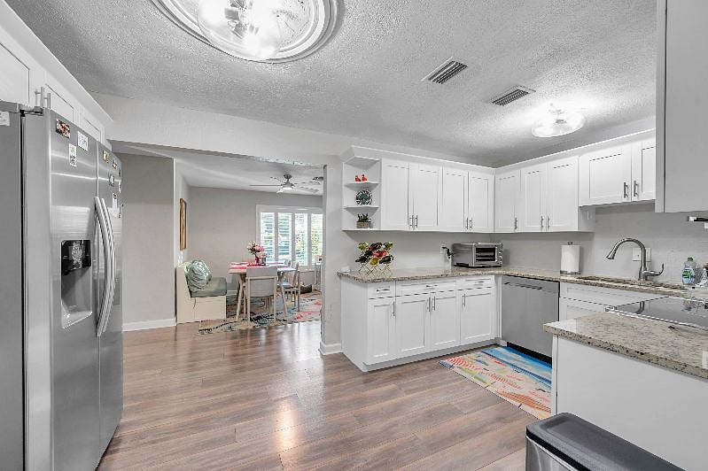 Furnished Finder property 480502_1 photo 23