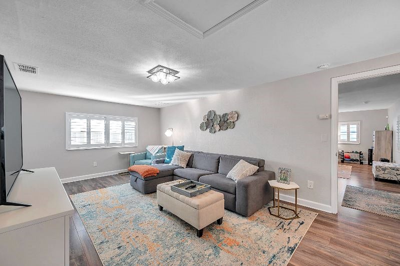 Furnished Finder property 480502_1 photo 24