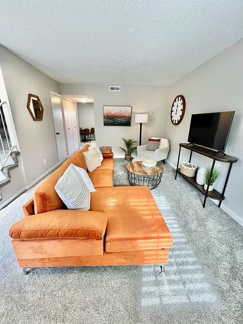 Furnished Finder property 480527_1 photo 3