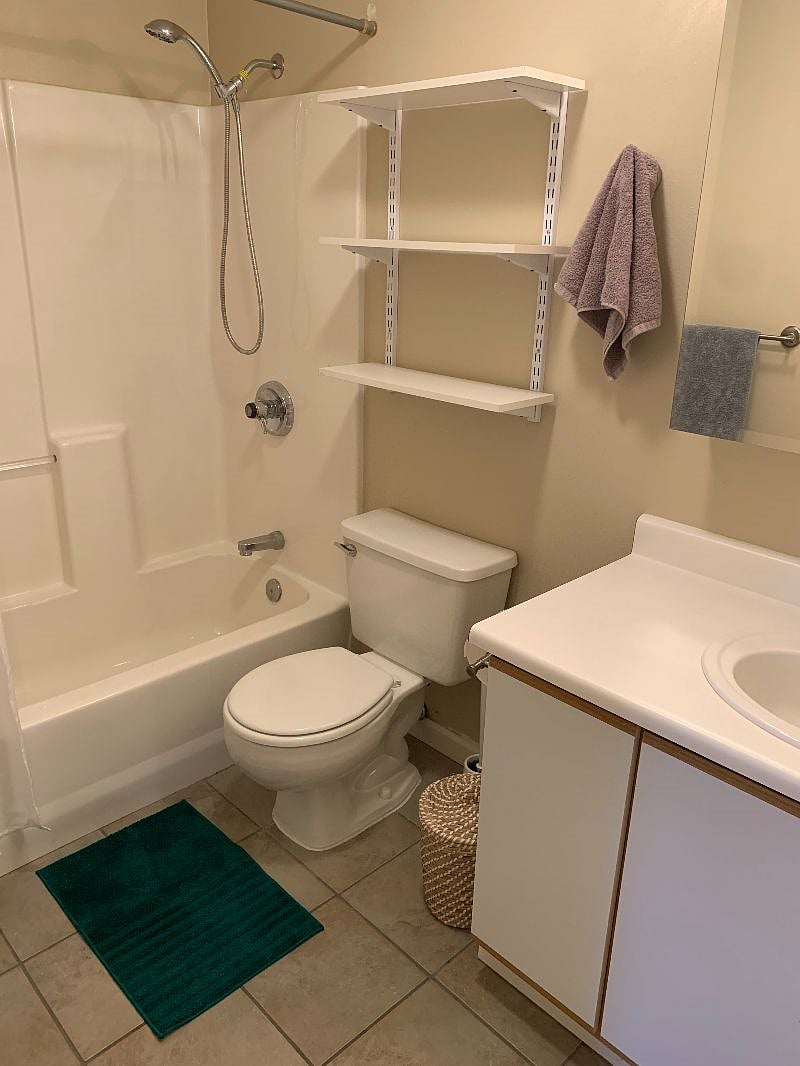 Ground floor full bathroom
