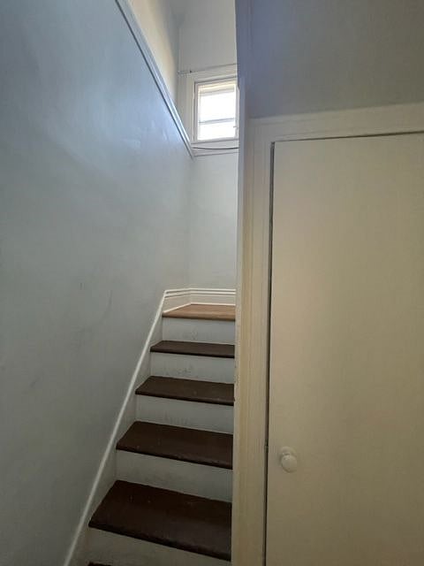 Furnished Finder property 480656_5 photo 9