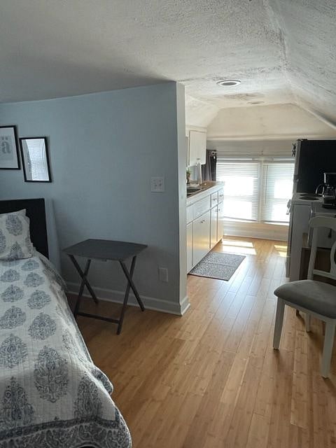 Furnished Finder property 480656_5 photo 3