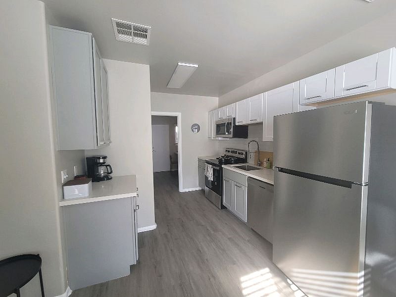 Furnished Finder property 480691_1 photo 4