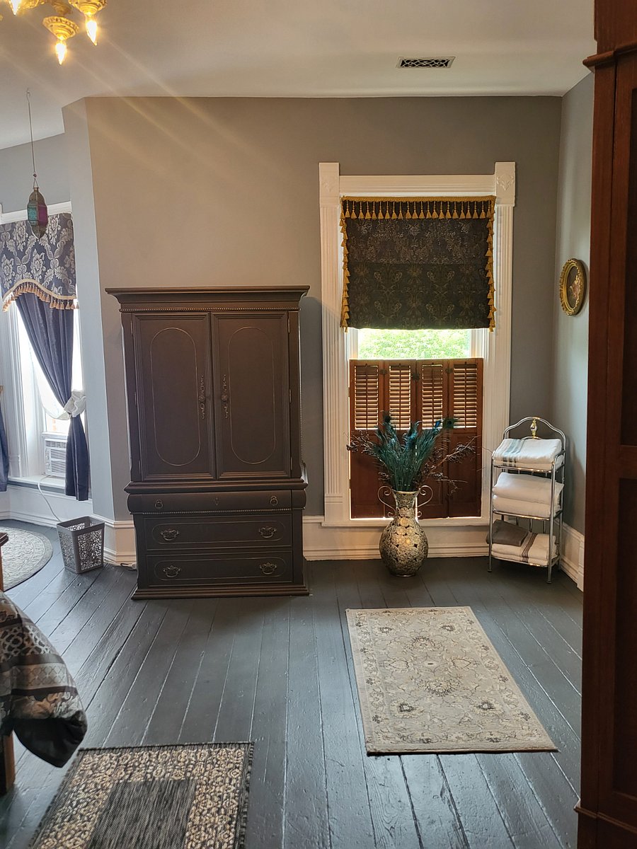 Furnished Finder property 480721_2 photo 3