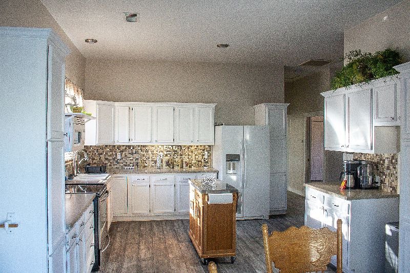 Kitchen dining room from the front door.