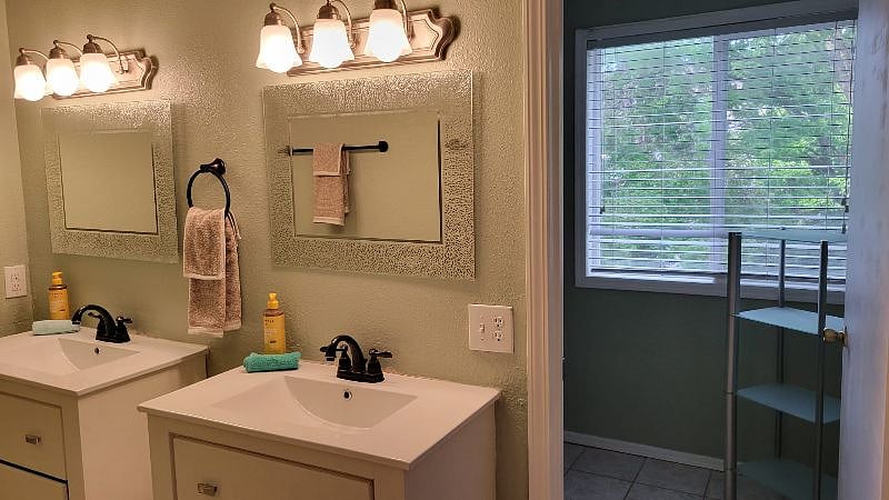 Furnished Finder property 480735_2 photo 4