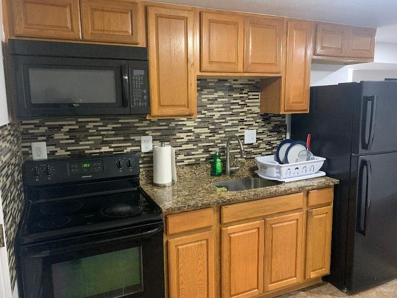Furnished Finder property 480863_1 photo 13