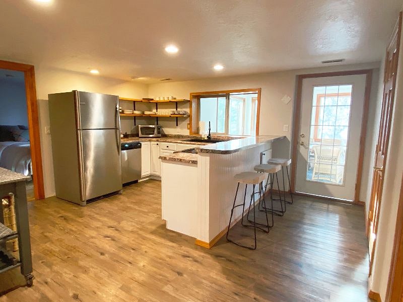 Furnished Finder property 480931_1 photo 1