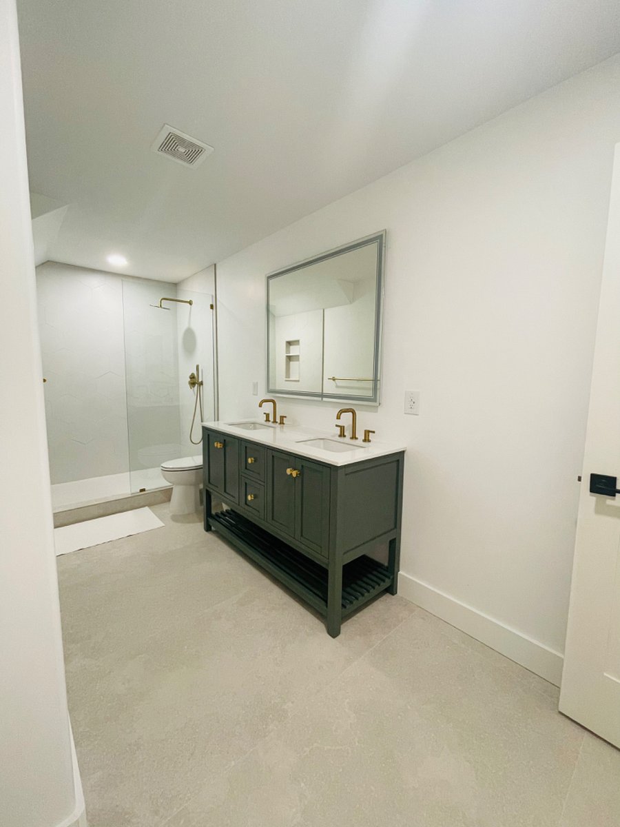 Furnished Finder property 480997_2 photo 6