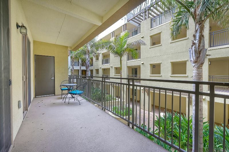Furnished Finder property 481004_1 photo 8