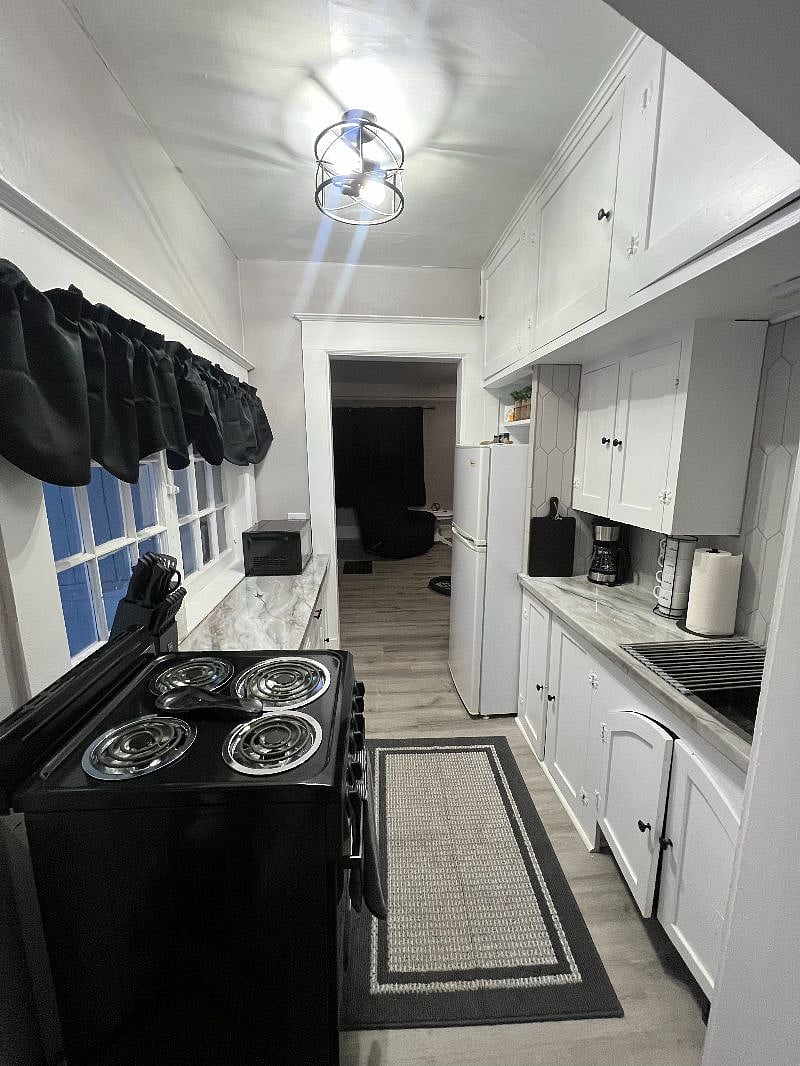 Furnished Finder property 481074_2 photo 5