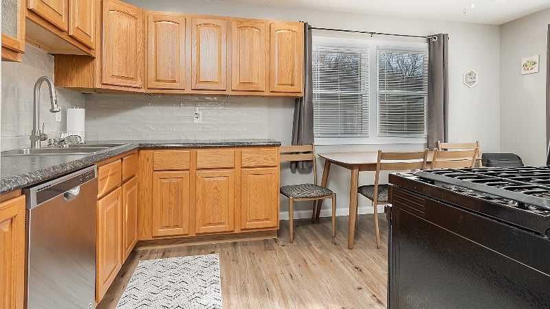 Furnished Finder property 481102_1 photo 8