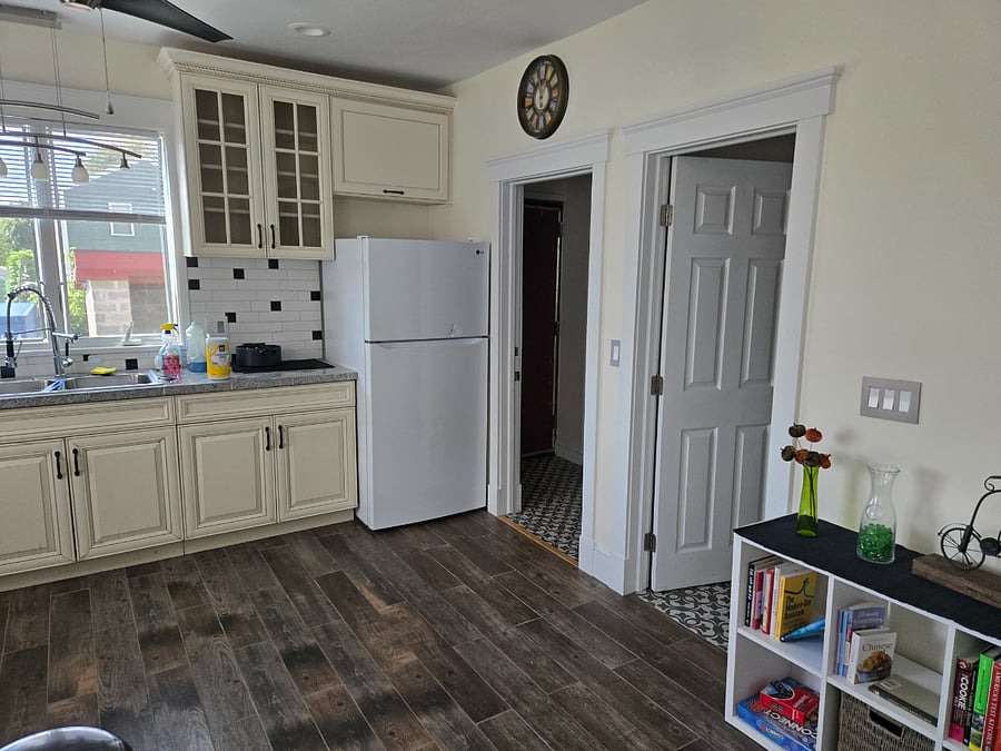 Furnished Finder property 481106_1 photo 12