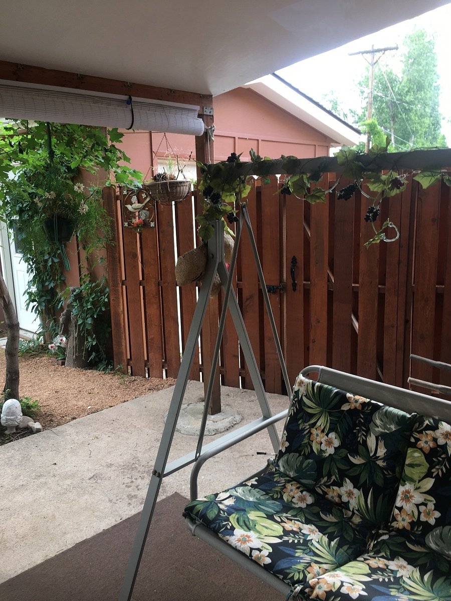 private entrance to the backyard and the apartment.