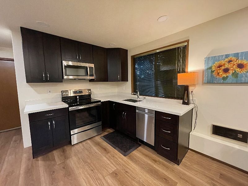 Kitchen: All appliances are brand new including sterilizing microwave and dishwasher.