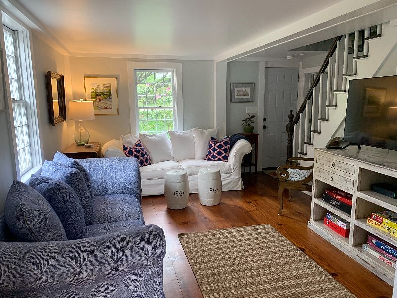 This is the family room.Fi