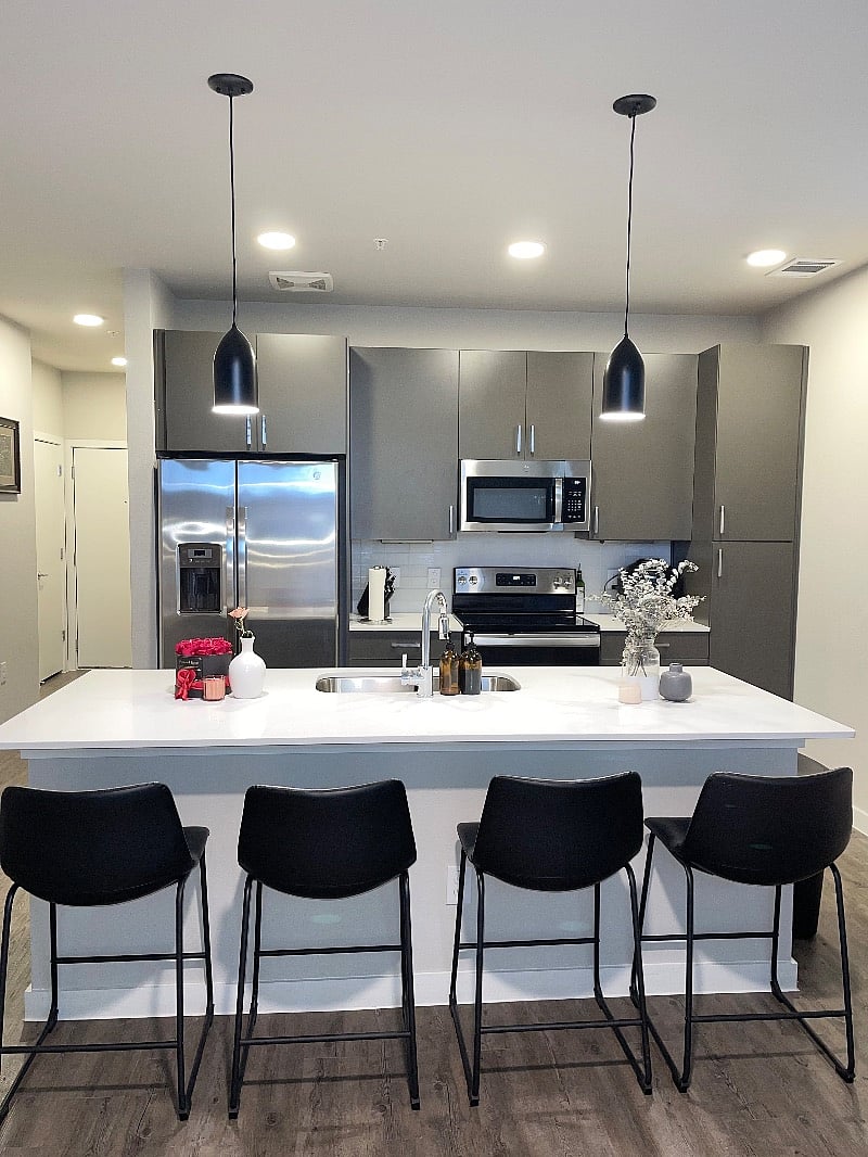 Furnished Finder property 481353_1 photo 3