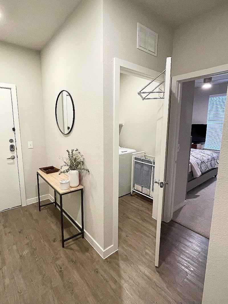 Furnished Finder property 481353_1 photo 4