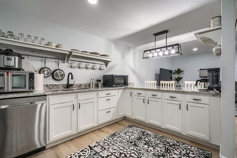 Furnished Finder property 481432_1 photo 13