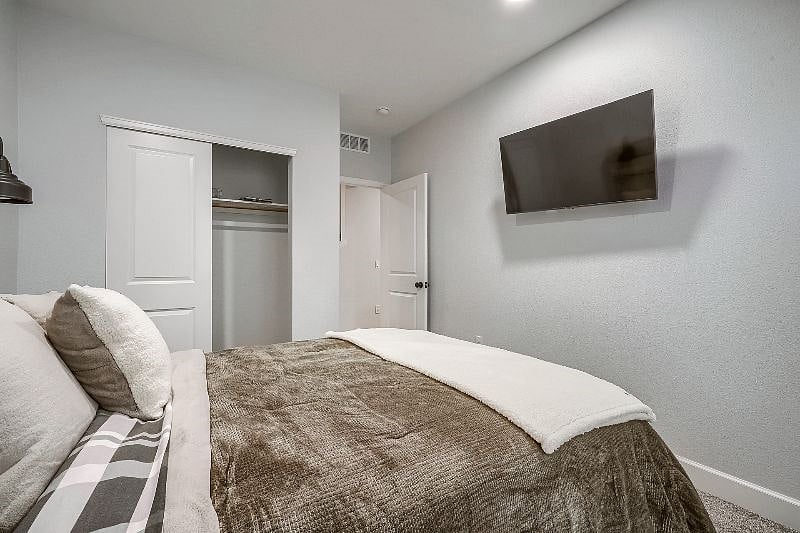 Furnished Finder property 481432_3 photo 15