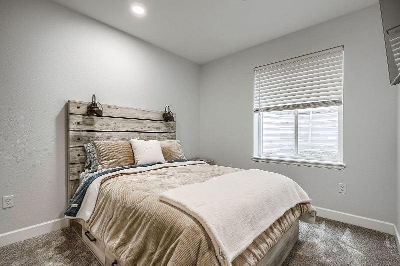 Furnished Finder property 481432_4 photo 17