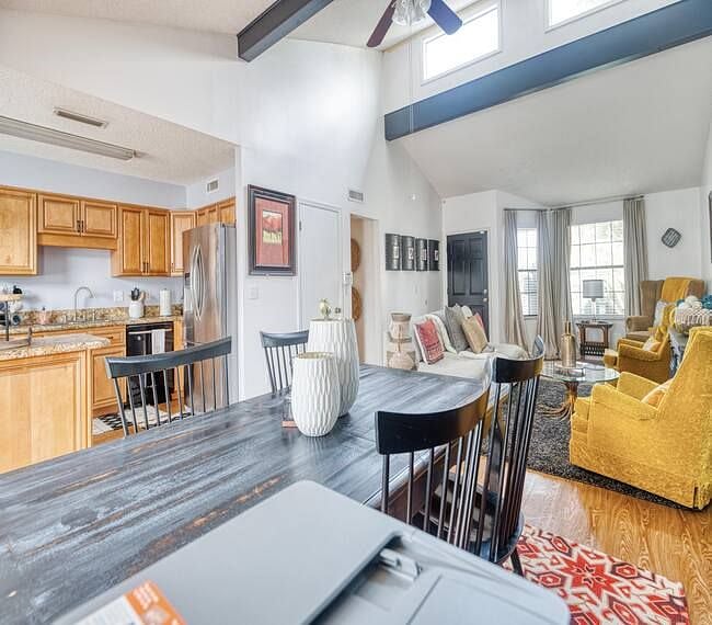 Furnished Finder property 481437_1 photo 15