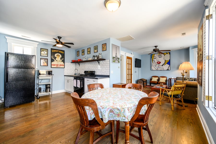 Kitchen and dining area.