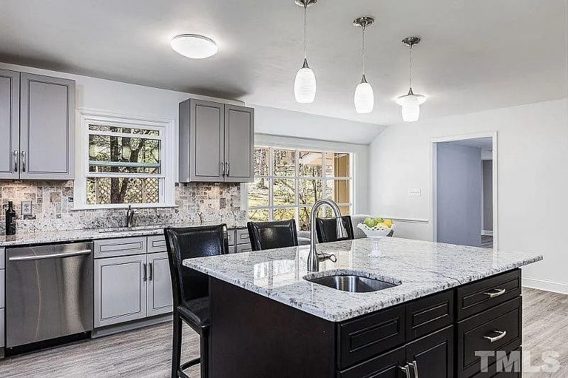 Furnished Finder property 481512_1 photo 11