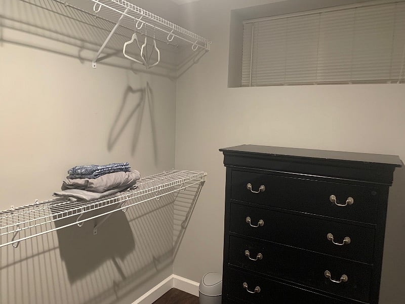 Walk-in Closet