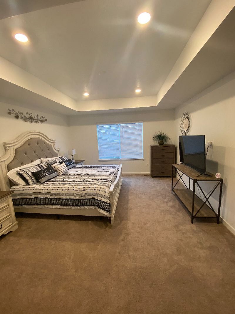 Large Primary Bedroom w/ huge closet and attached Primary Bathroom
