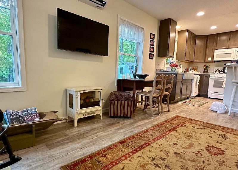 Furnished Finder property 481601_1 photo 4