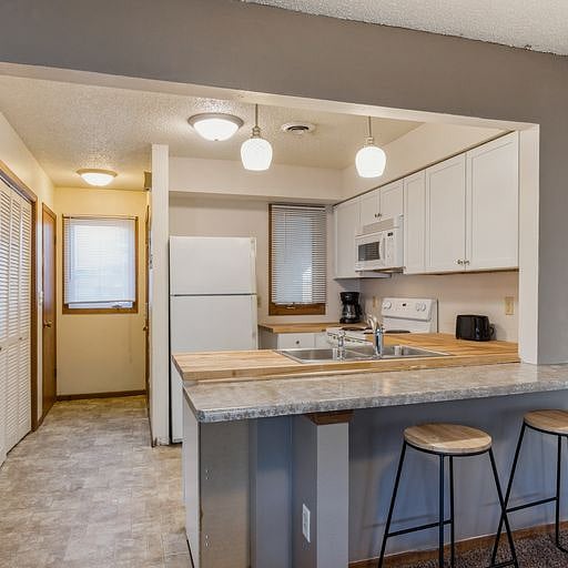 Furnished Finder property 481622_1 photo 3