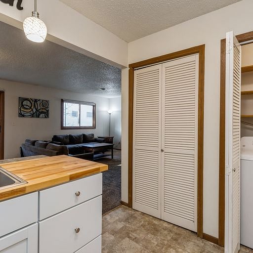Furnished Finder property 481622_1 photo 25