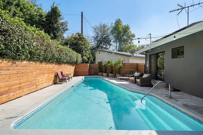Furnished Finder property 481635_1 photo 33