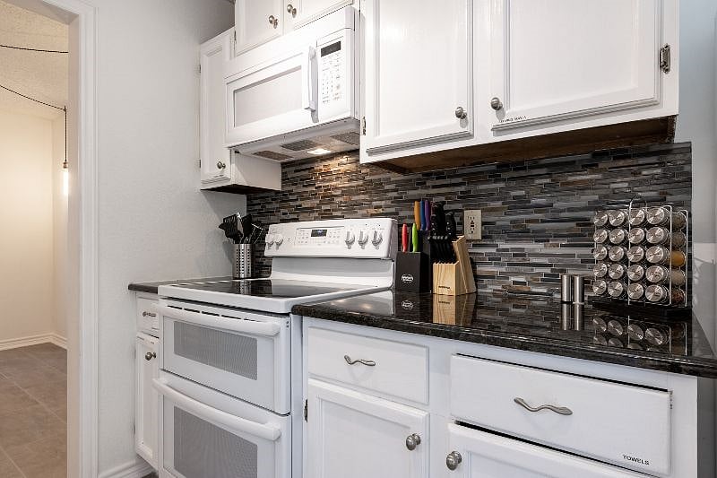 Furnished Finder property 481648_1 photo 3