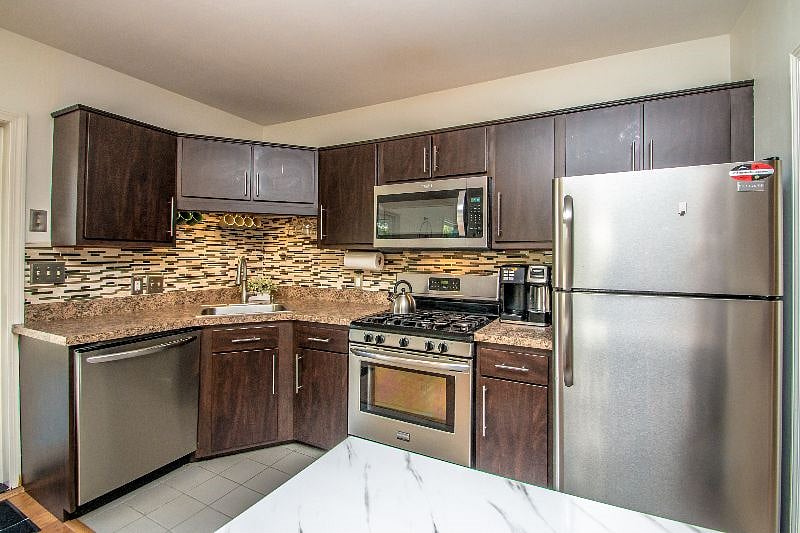 Furnished Finder property 481735_1 photo 7