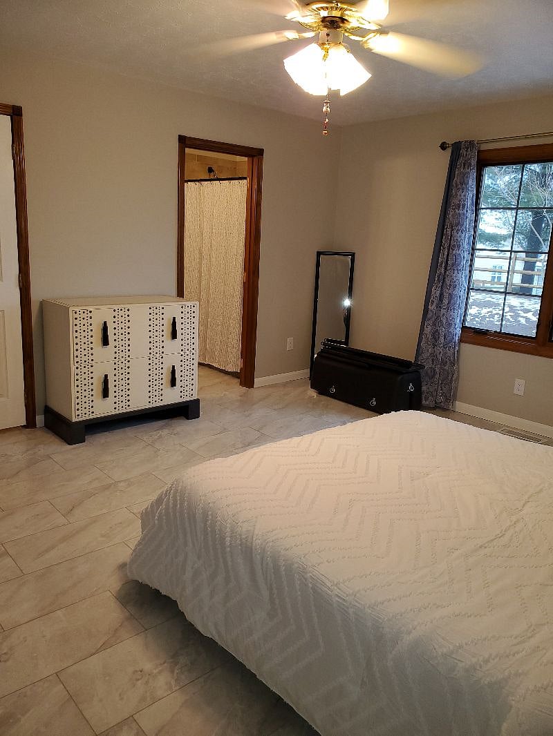 Furnished Finder property 481826_1 photo 3