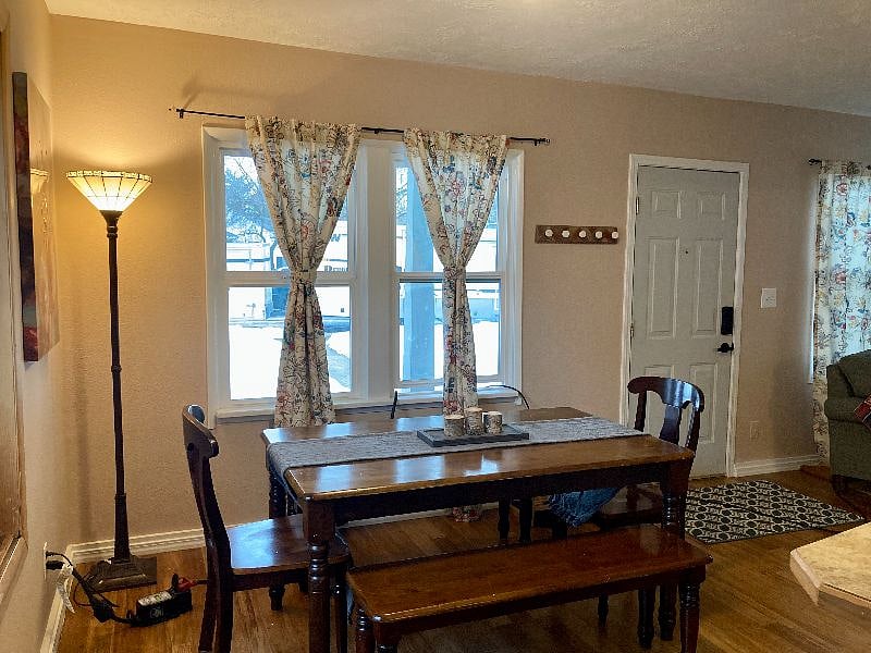 Furnished Finder property 482049_1 photo 3