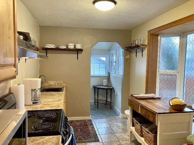 Furnished Finder property 482049_1 photo 11