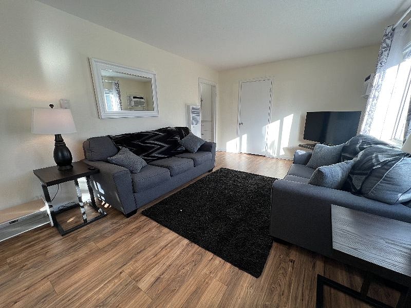 Furnished Finder property 482101_1 photo 1