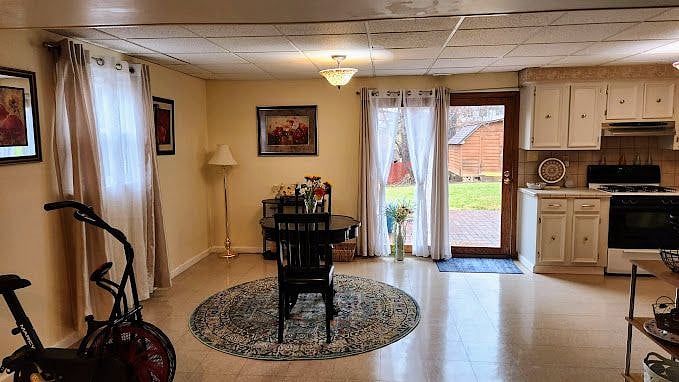 Furnished Finder property 482169_1 photo 6