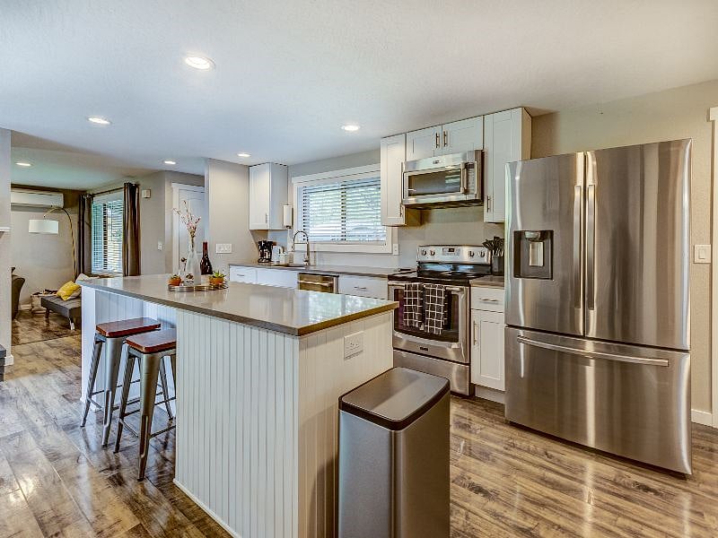 Furnished Finder property 482172_1 photo 5