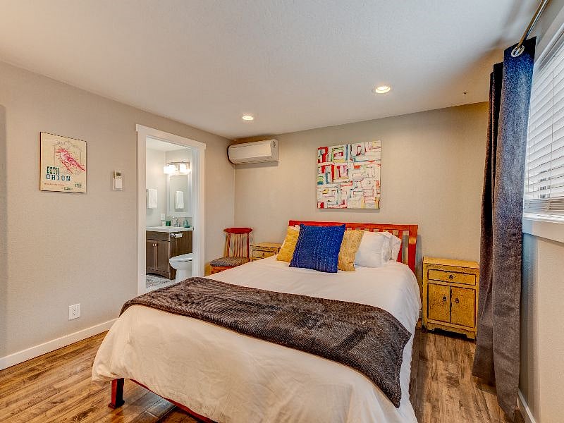Furnished Finder property 482172_1 photo 8