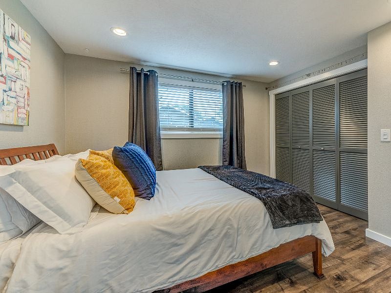 Furnished Finder property 482172_1 photo 9