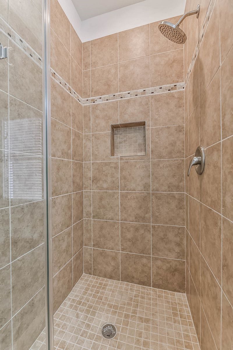 Furnished Finder property 482232_1 photo 15