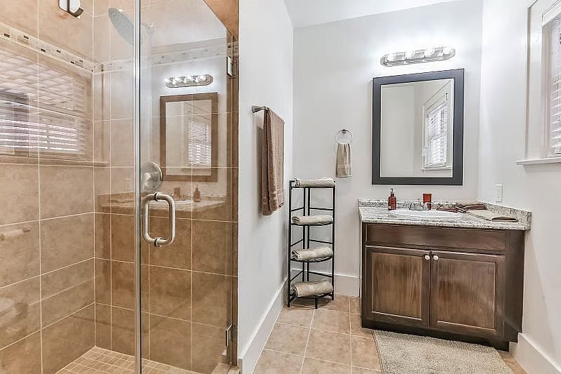 Furnished Finder property 482232_2 photo 9