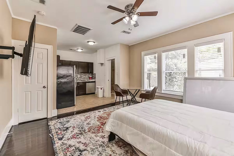 Furnished Finder property 482232_3 photo 6