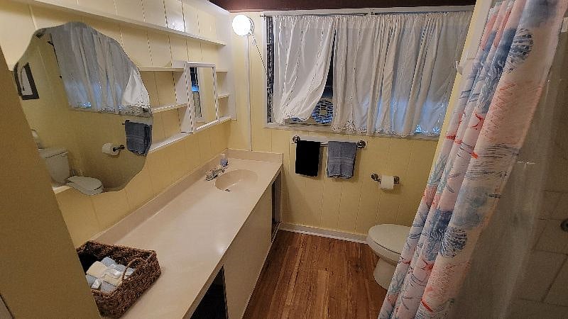 Full Bath